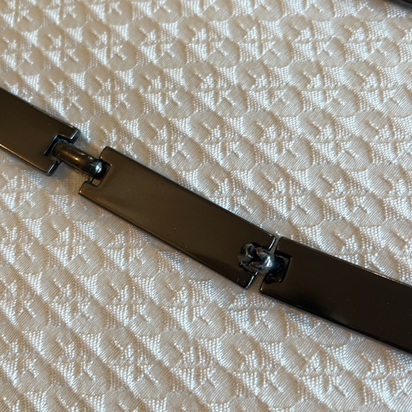 Pewter Belt - Made in Spain Adjustable Metallic chain belt, 31 in/ 5 in of chain - Picture 12 of 17